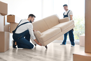 Manwithvan Provides Seamless Delivery Solutions in Cape Town: Your Comprehensive Resource for Furniture Removals, Deliveries, and Bakkie Rental Services