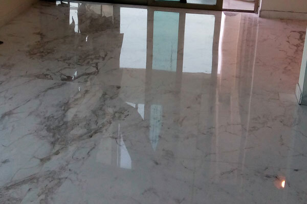 White marble polishing service in Pace City